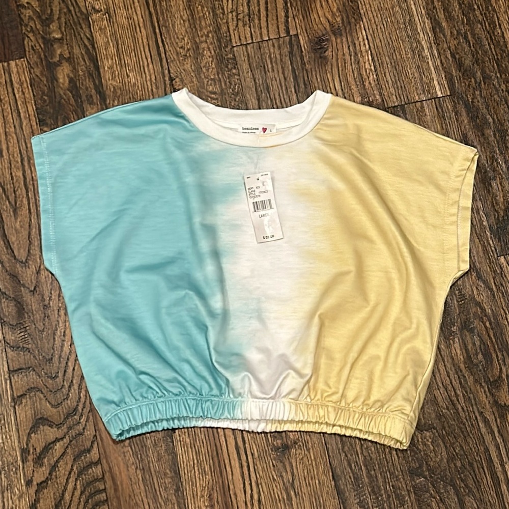 Beautees Brand girls crop shirt with elastic bottom. NWT. Size large (10/12)